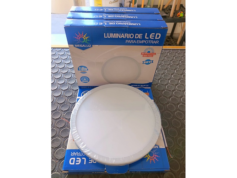 foco led Guadalupe Tres+Dos Ferretería
