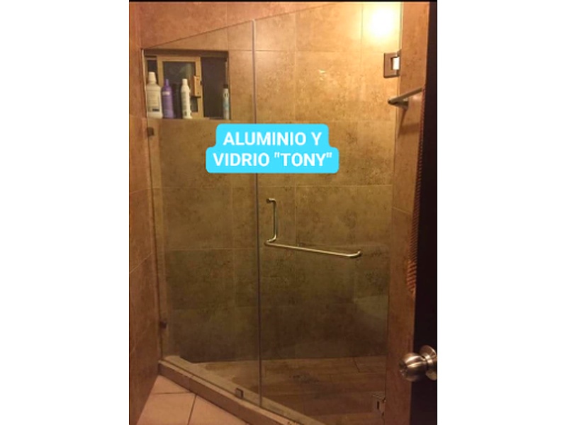 cancel de baño cristal templado México Aluminio y vidrio tony