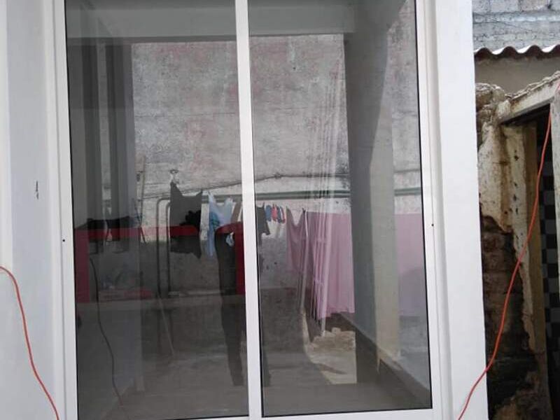 Puerta vidrio templado aluminio Iztapalapa