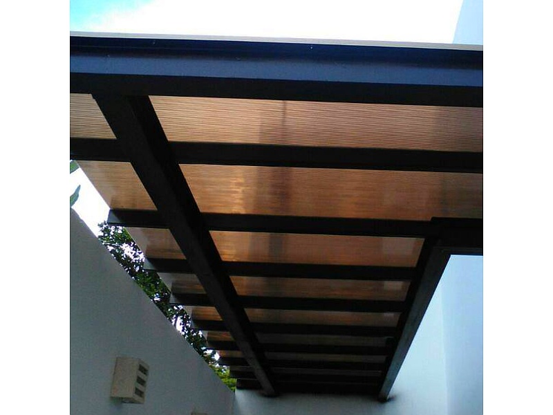 cubierta con estructura metálica Mérida Construcción y Mantenimiento Casares