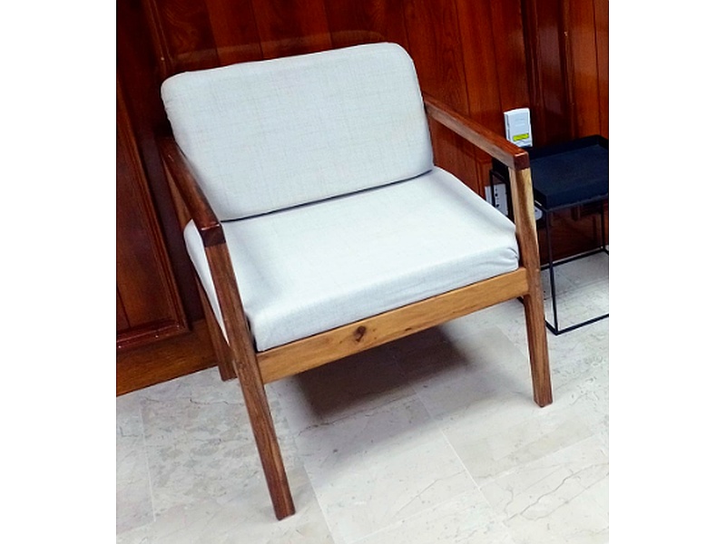 SILLA TAPIZADA PARA OFICINA COLOR BLANCO INNOVO MEXICO
