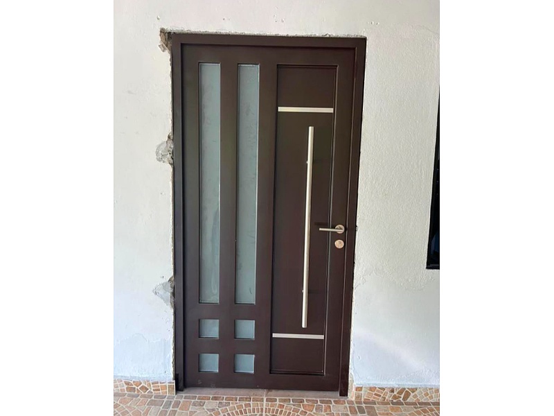 Puerta de madera doble panel México