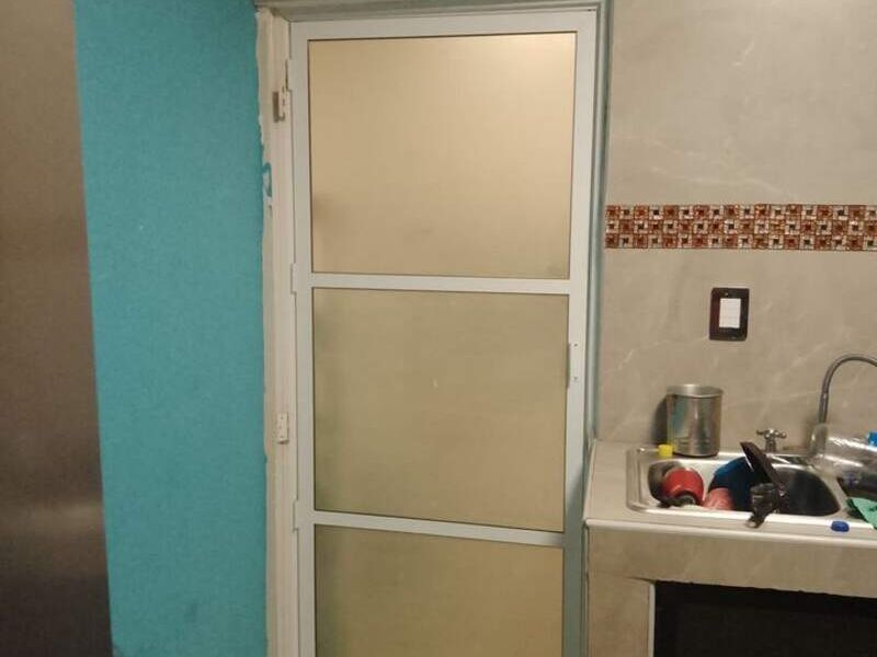 Puerta aluminio 