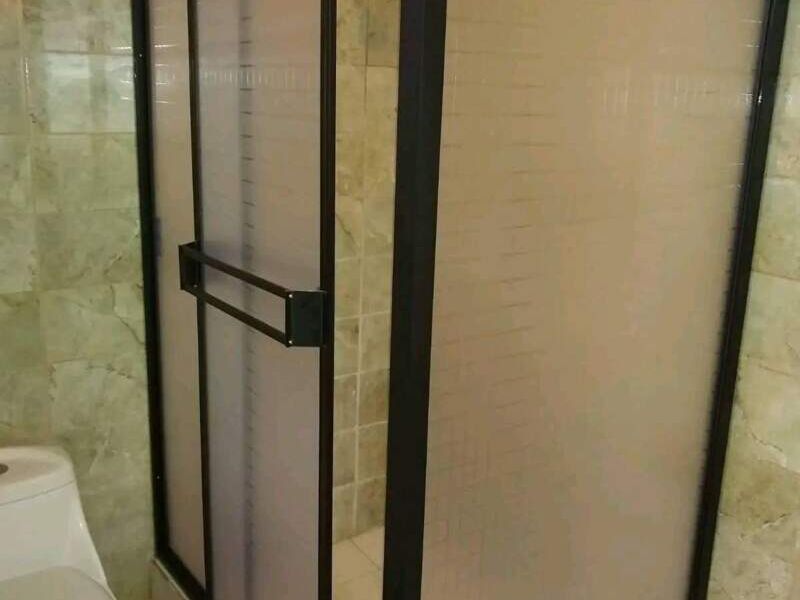 Cancel de baño en Mexicali