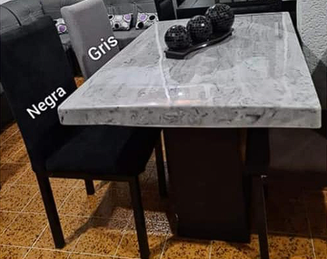 Comedor con Sillas Elegantes y Mesa Blanca Mexico