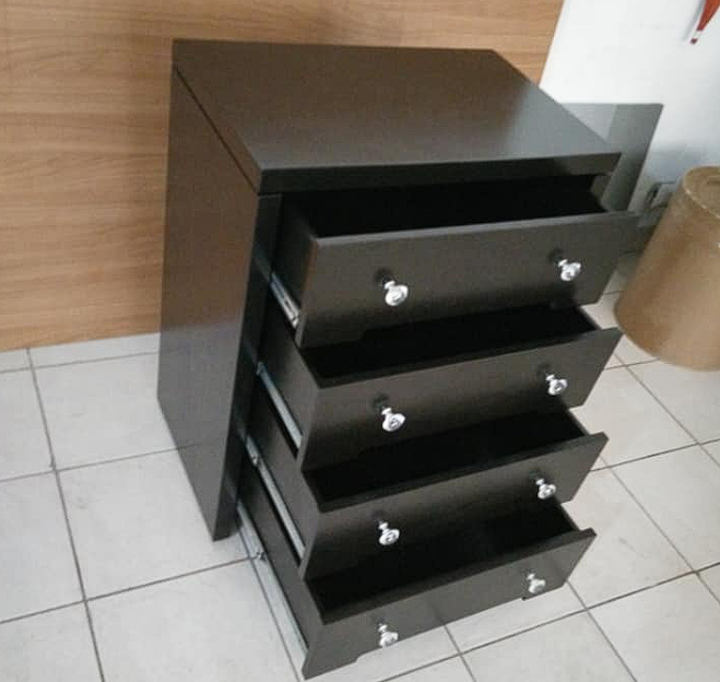 Cajonera Negra de Diseño Elegante Mexico