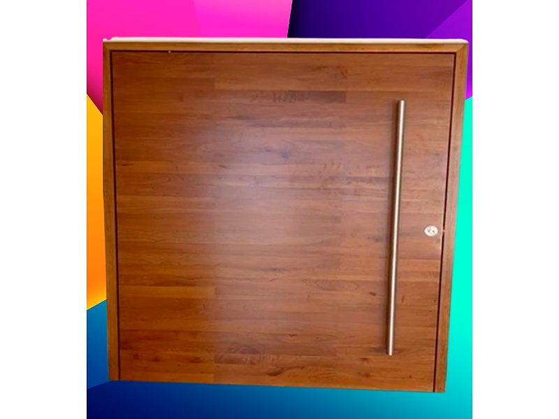 Puerta cedro rojo México