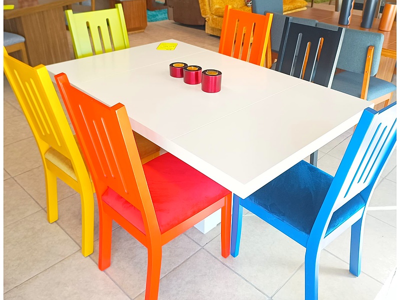 Comedor con sillas multicolor Mexico
