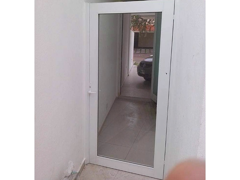 Puerta en aluminio México