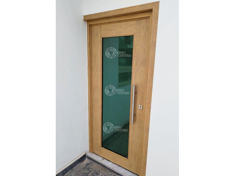 Puerta de aluminio y madera México