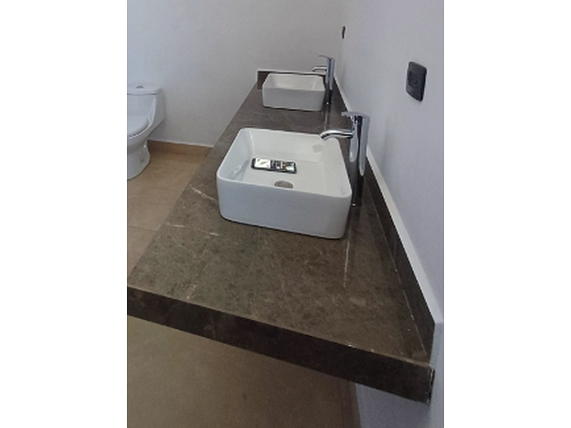 MESON LISO GRANITO GRSI PARA LAVABO MEXICO