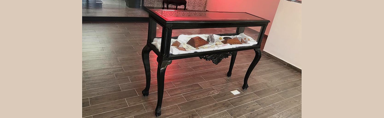 Mesa vitrina México