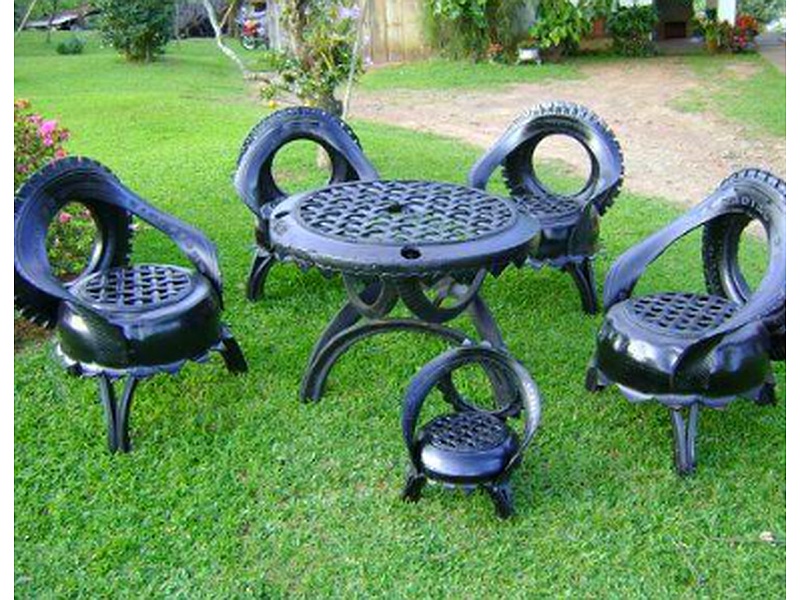 Comedor Materiales Reciclados Negro México