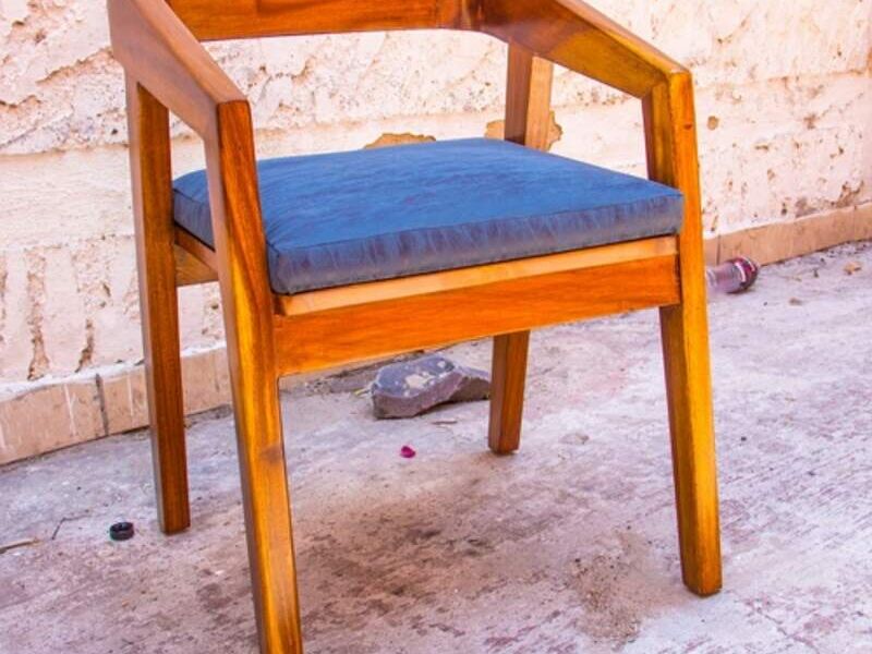 Sillon individual de madera
