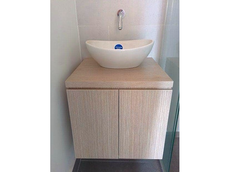 Mueble de pino para baño México