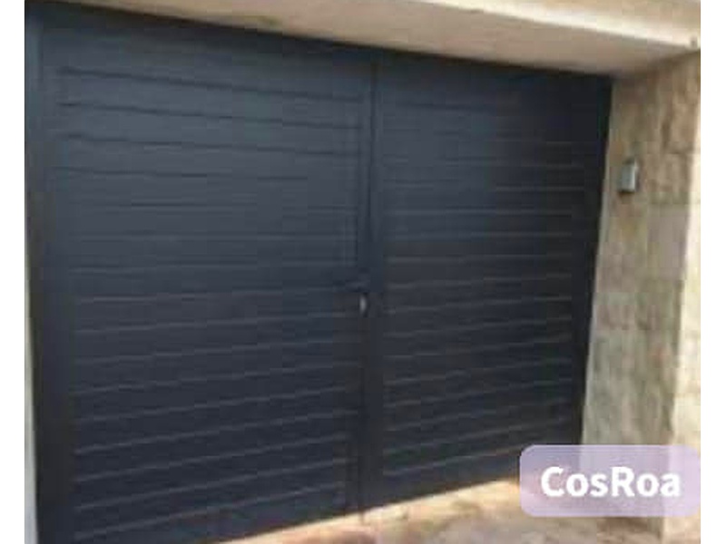 Puerta Garage de Aluminio Negra México