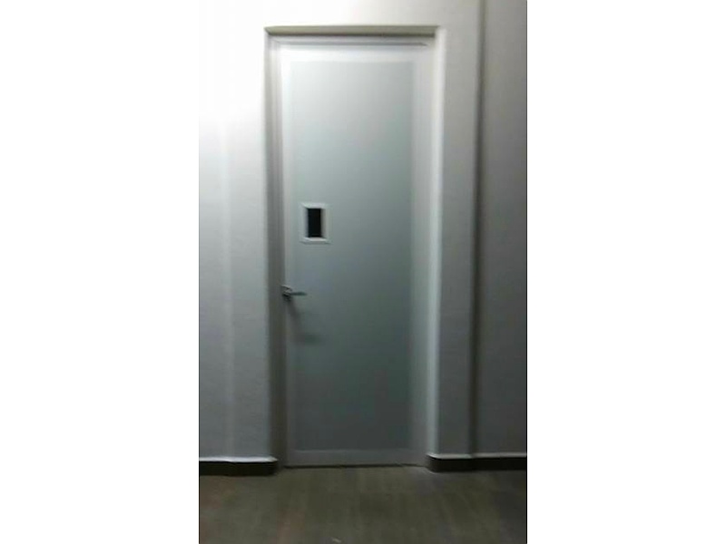 Puerta de Aluminio Almacén México
