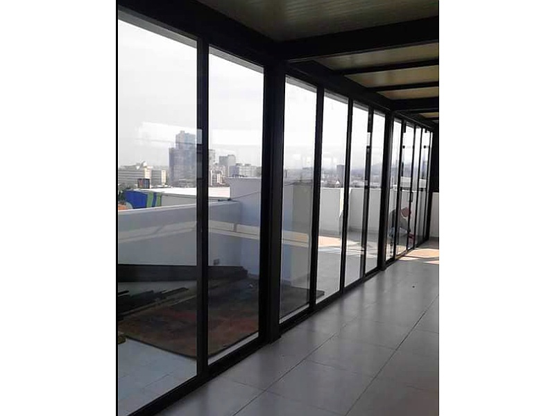 canceles de vidrio CDMX Cristal y aluminio Casablanca