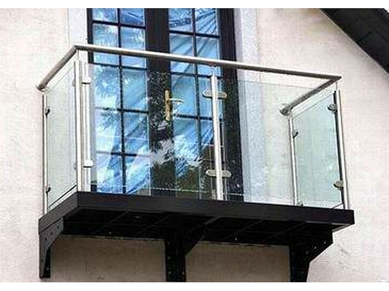 barandal en balcón CDMX Cristal y aluminio Casablanca