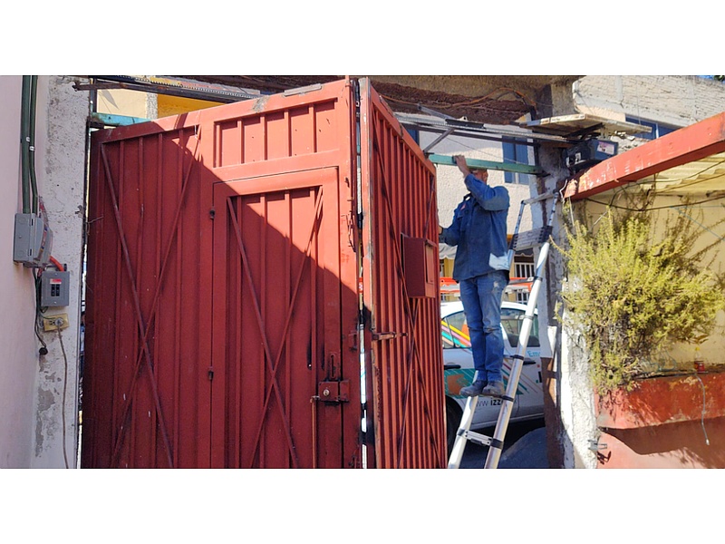 Puerta plegable automática México