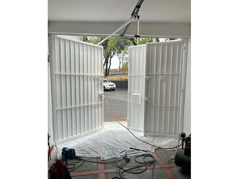 Mantenimiento de Motor y Pintura a Puertas Mexico