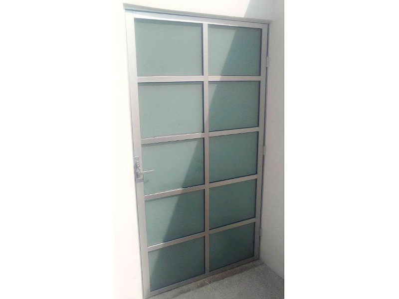 INSTALACION DE PUERTA DE ALUMINIO Y VIDRIO MEXICO
