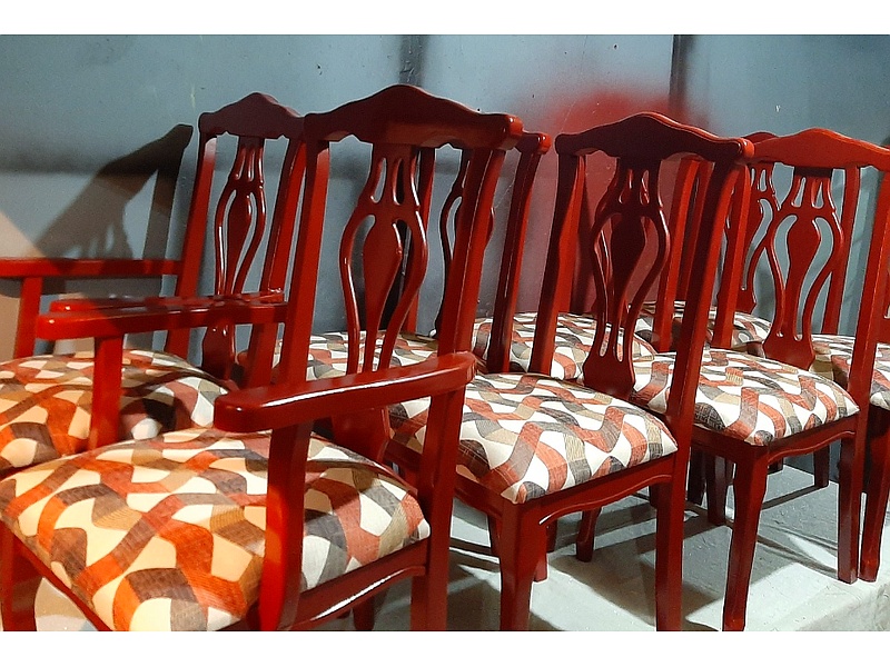 Sillas café rojizo tapizadas Mexico