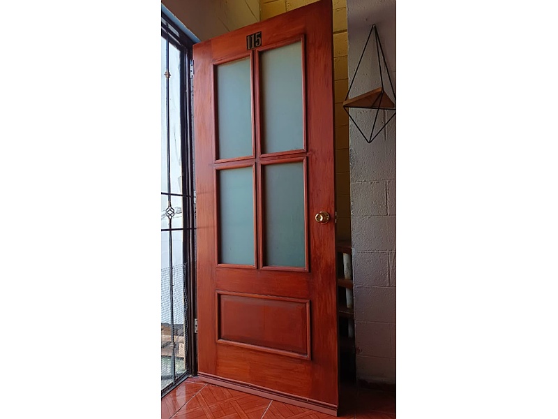Puerta Madera 5 Paneles Vidrio Zaragoza Duchas eléctricas con instalación y artículos para su hogar
