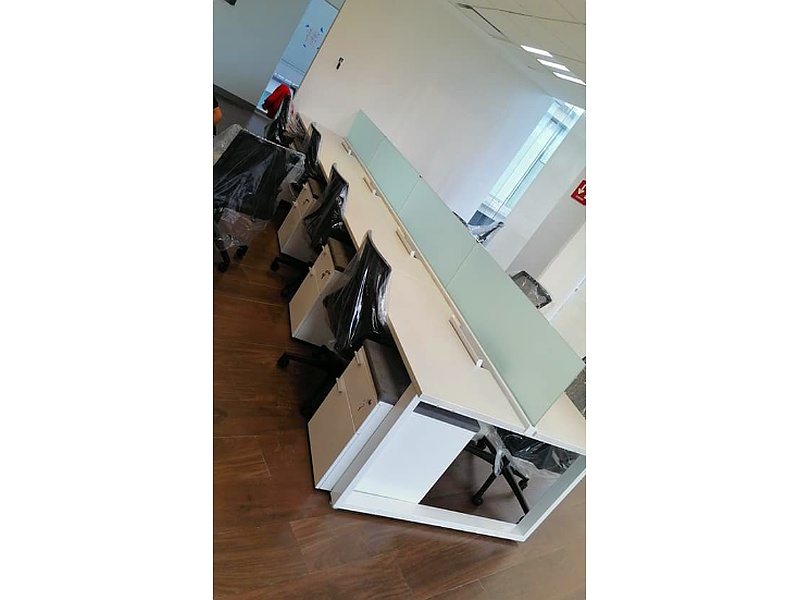 mesa de oficina CDMX Iluminacion y remodelaciones