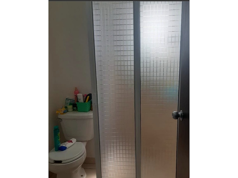 Puerta de vidrio esmerilado para baño Mexico