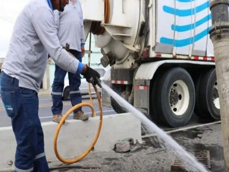 Limpieza de drenajes municipales