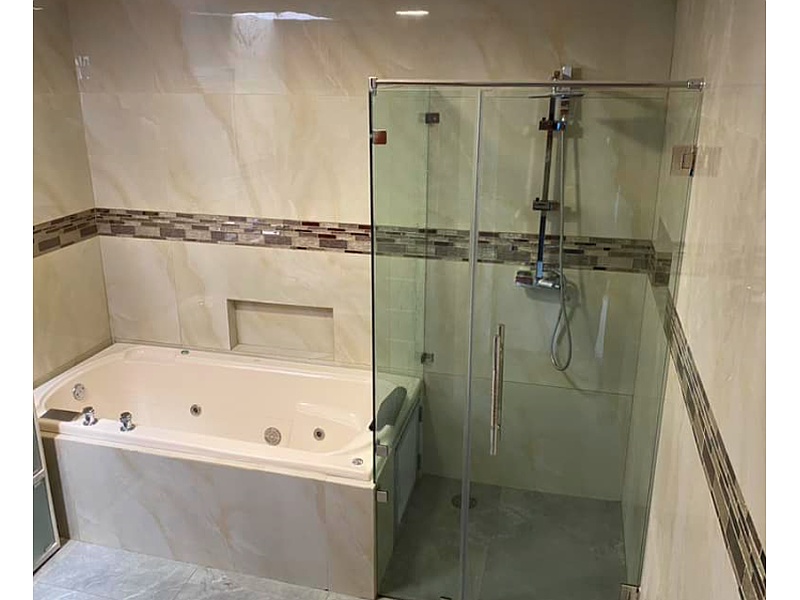 instalación de cancel de baño Jalisco CAA instalación de recubrimientos