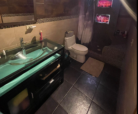 Remodelación de Baño con Lavamanos de Vidrio México