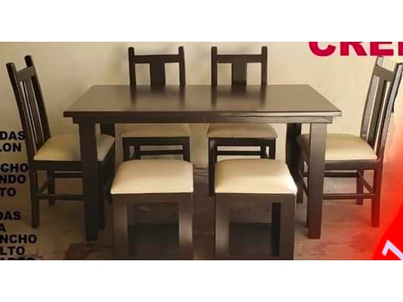 Comedor con asientos crema Mexico