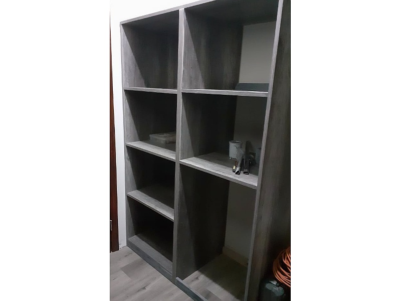 alacena de cocina color gris Ensenada Cozasi Ingeniería y Construcción