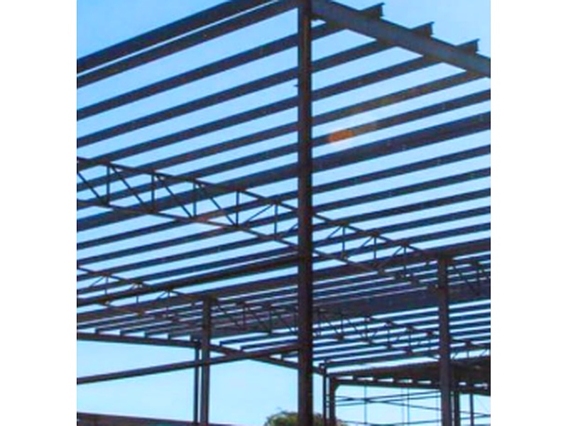 Instalación de estructuras metálicas en techo México DIESES CONSTRUCCION Y PROYECTOS