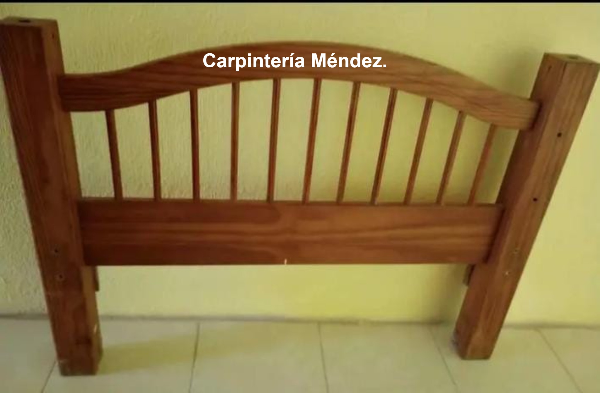 Espaldar de Cama de Madera México