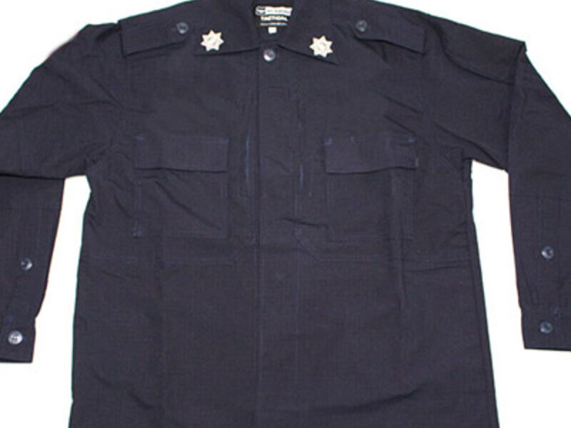 Camisa manga larga estilo policial en Hidalgo