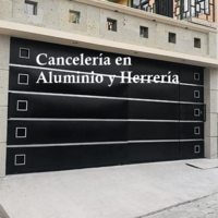 Cancelería en Aluminio y Herrería