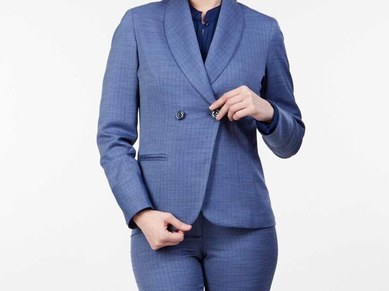 Traje ejecutivo azul para mujer en cdmx