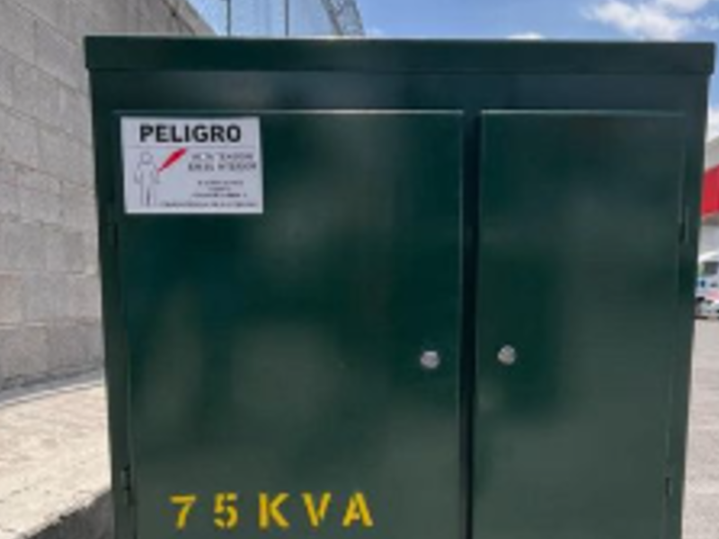 Transformador tipo Pedestal