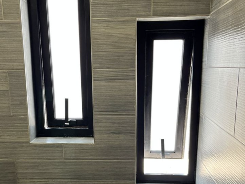 Ventana Aluminio Pequeña Negro México
