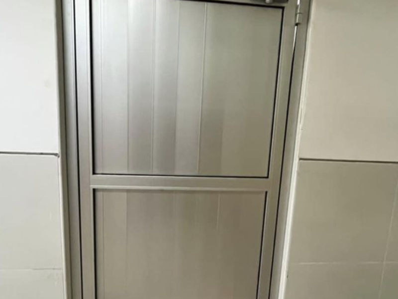 Puerta de aluminio A México