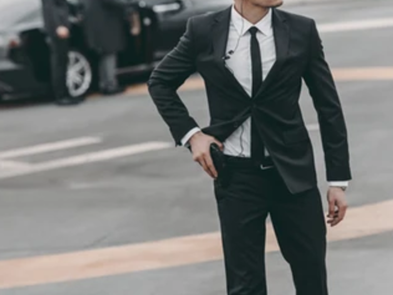 traje ejecutivo negro en Nuevo León