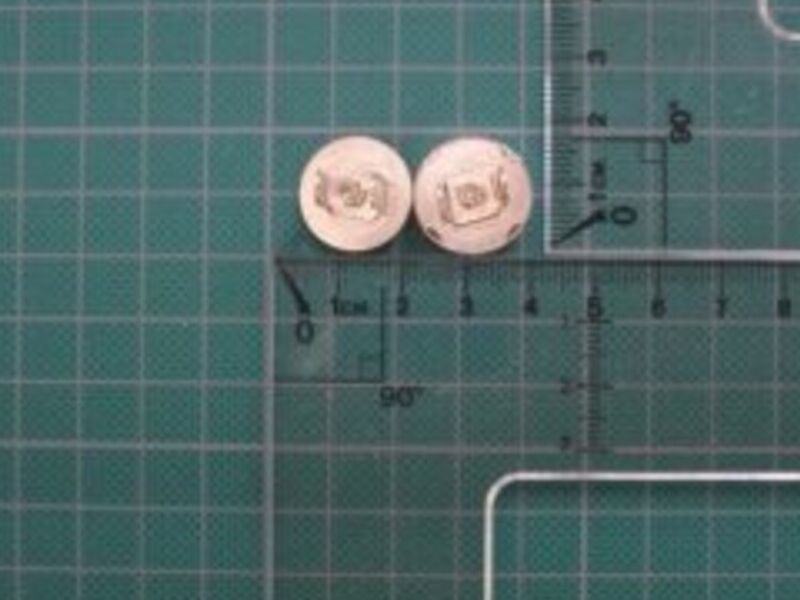 broche de iman grande en D.F
