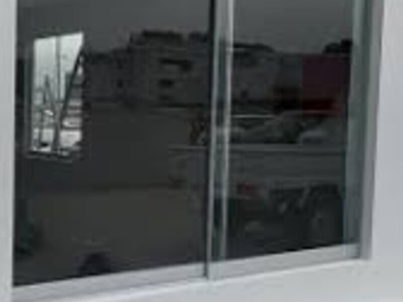 Ventanas de vidrio templado en Mezquitilllo