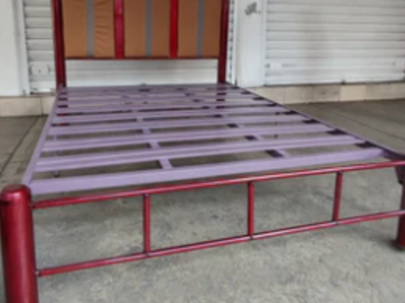Cama de metal México