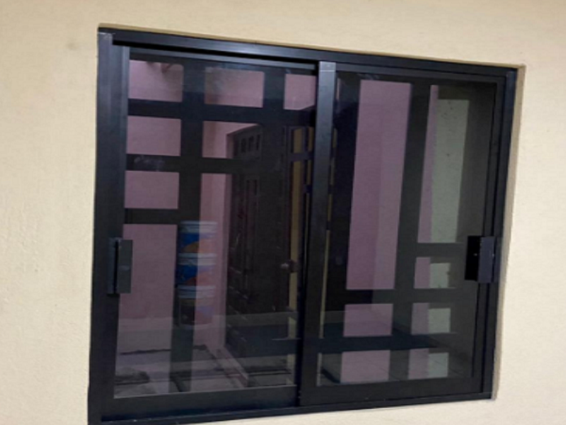 VENTANA CORREDIZA ALUMINIO COLOR NEGRO COLIMA