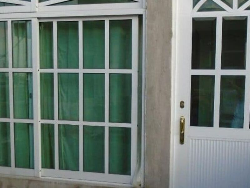 Puerta y ventana de aluminio en Toluca