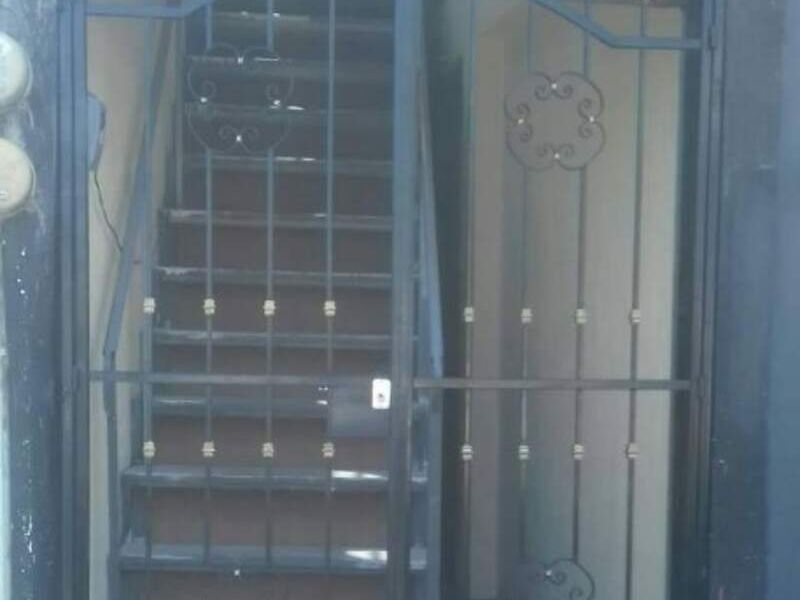 Protección para puerta Marcos's en Carmen